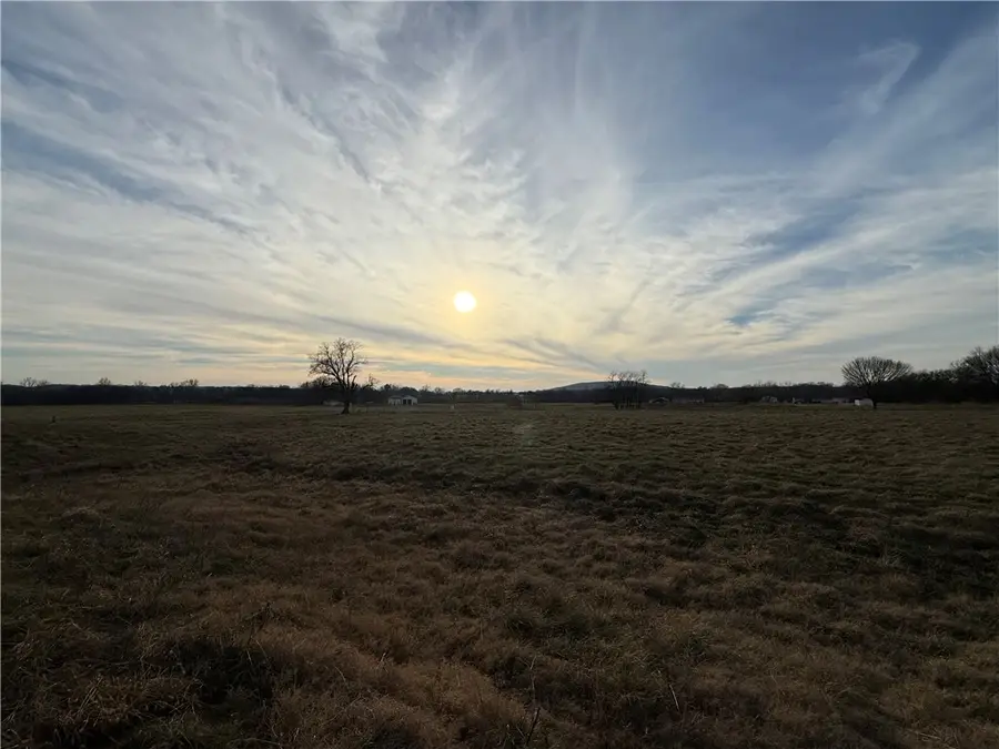 Young Road, Summers, AR 72769 - Image #3