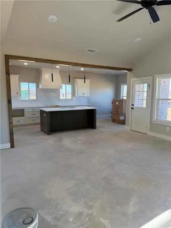 2100 Taylor Orchard Road, Gentry, AR 72734 - Image #3