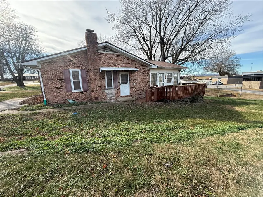 5602 Montgomery Drive, Harrison, AR 72601 - Image #2