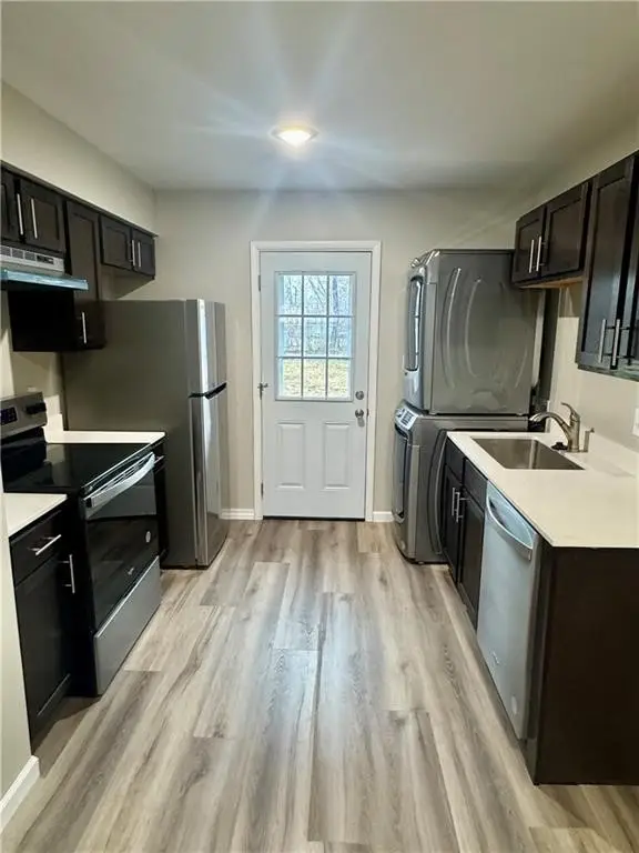 704 S Oak Hill Street #A & B, Siloam Springs, AR 72761 - Image #3