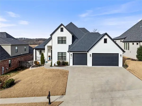 4711 S Inglewood Road, Rogers, AR 72758