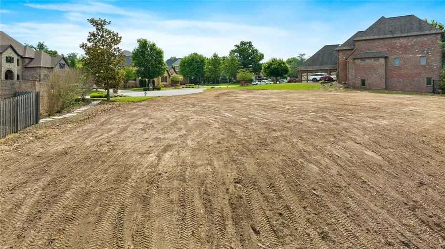 16 S Shetland Lane, Rogers, AR 72758 - Image #2