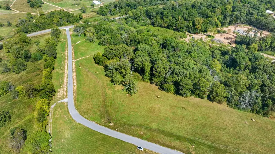 8124 Hill Country Drive, Decatur, AR 72722 - Image #3