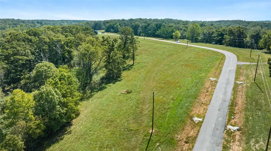 8025 Hill Country Drive, Decatur, AR 72722 - Image #3
