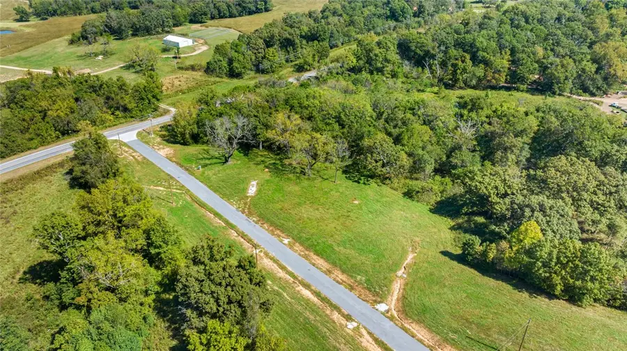 8113 Hill Country Drive, Decatur, AR 72722 - Image #2