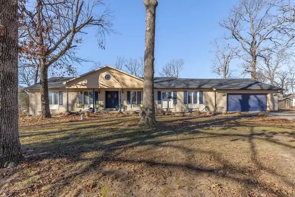 2002 17th Street, Rogers, AR 72758