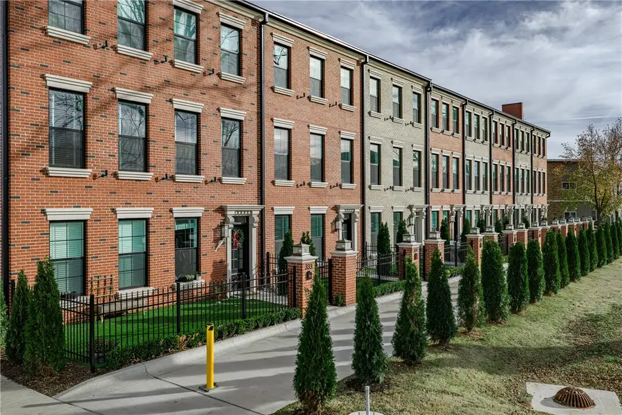 331 SW 5th Street, Bentonville, AR 72712 - Image #2