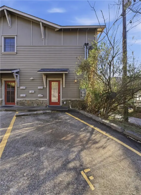 204 N Shipley, Fayetteville, AR 72701 - Image #3