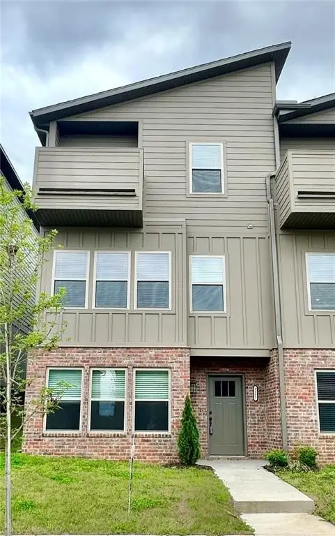 2155 W Million Lane, Fayetteville, AR 72704