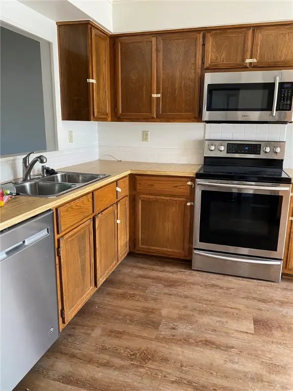 11 Eleanor, Bella Vista, AR 72714 - Image #2