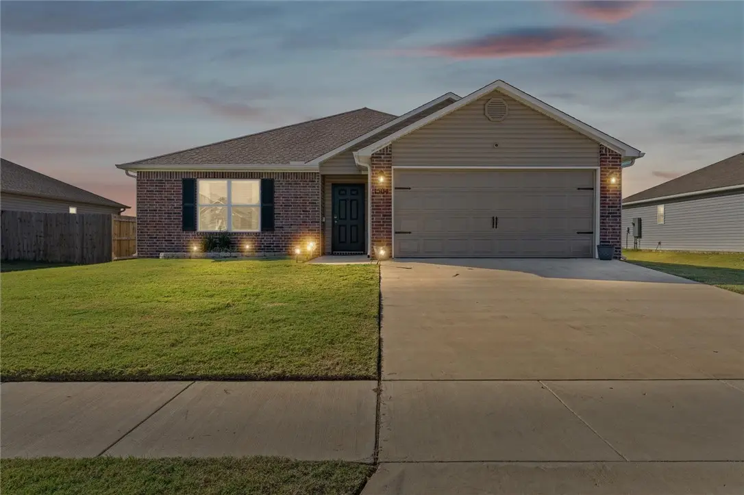 1504 S Blandford Street, Siloam Springs, AR 72761 - Image #1