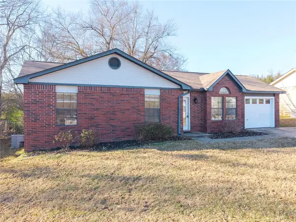 91 Grand Magnolia Drive, Greenwood, AR 72936