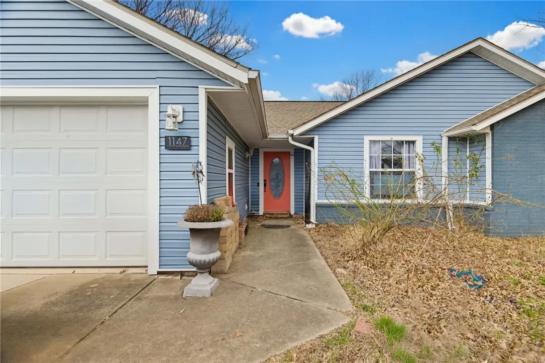 1147 N Fieldstone Avenue, Fayetteville, AR 72704 - Image #1
