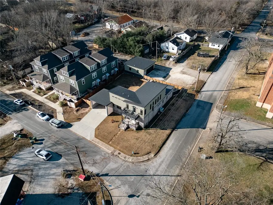 711 S Washington Avenue, Fayetteville, AR 72701 - Image #3