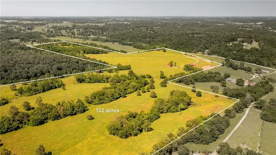 13775 Rocky Comfort Road, Gentry, AR 72734 - Image #2