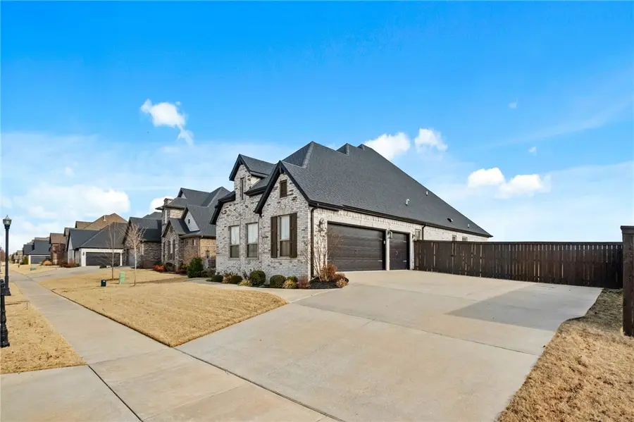 4601 SW Hollowbrook Street, Bentonville, AR 72713 - Image #2