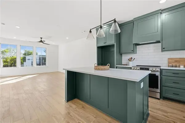 442 E Martin Luther King Jr Boulevard, Fayetteville, AR 72701