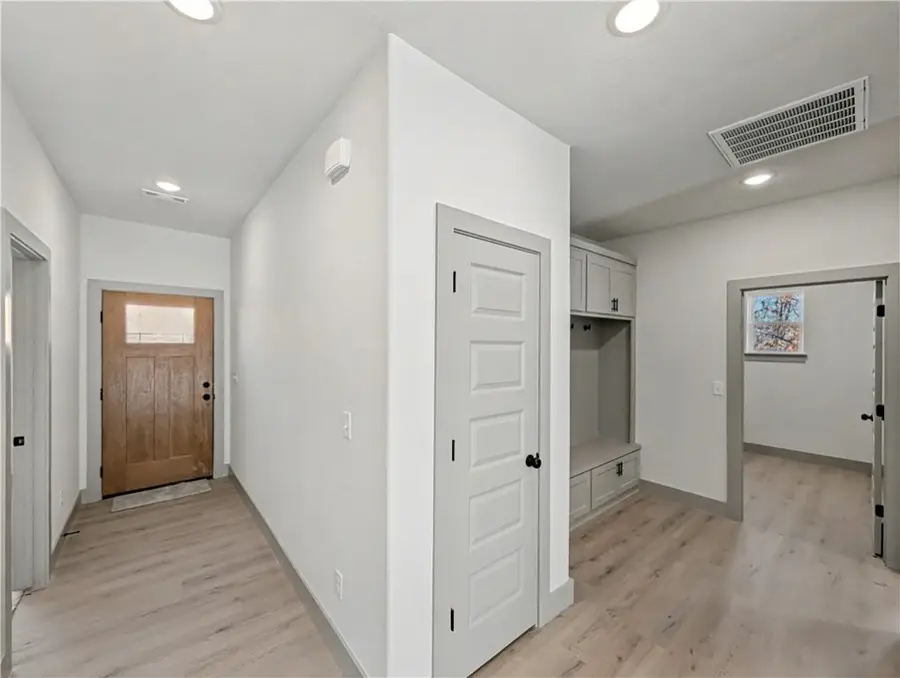 81 Selkirk Drive, Bella Vista, AR 72715 - Image #2