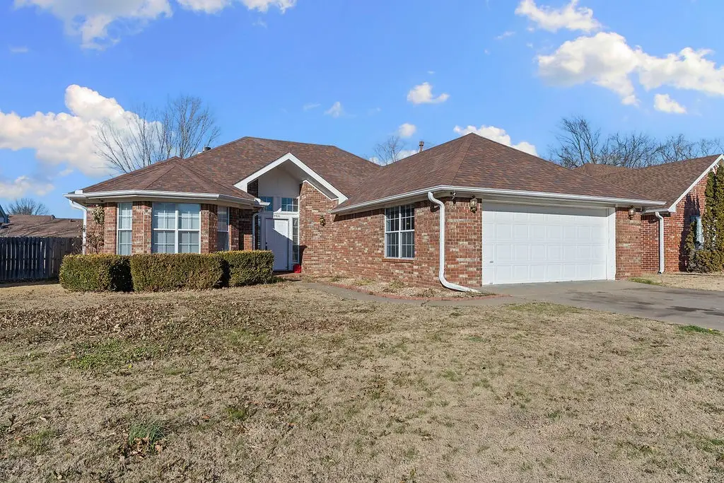 3901 W Cedar Street, Rogers, AR 72756 - Image #1