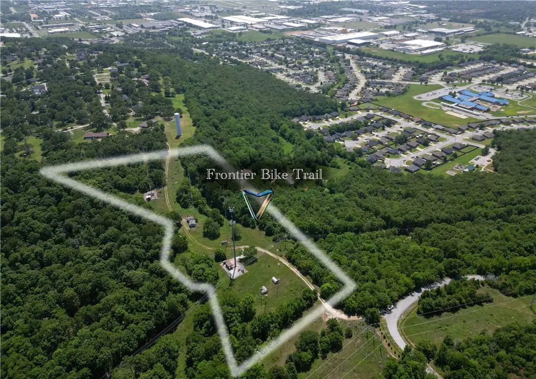 2497 Woodcliff Road, Springdale, AR 72764 - #1