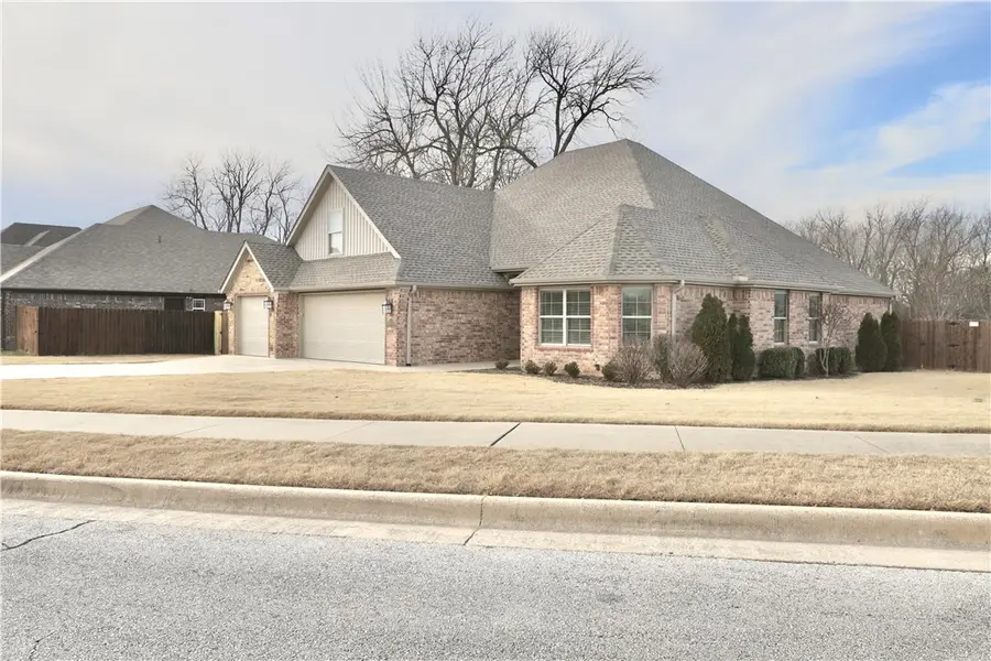 2500 Bridlecreek Road, Siloam Springs, AR 72761 - Image #2