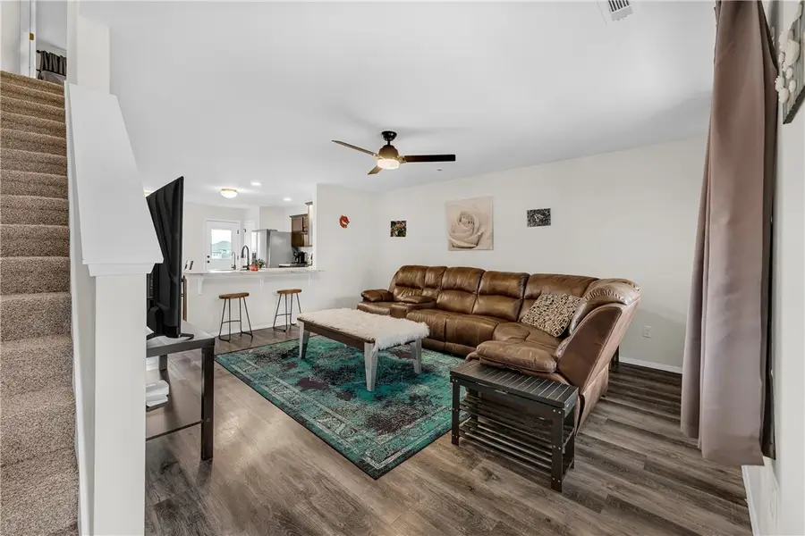 387 Cooper Street, Huntsville, AR 72740 - Image #2