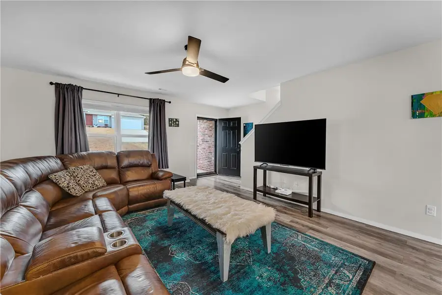 387 Cooper Street, Huntsville, AR 72740 - Image #3