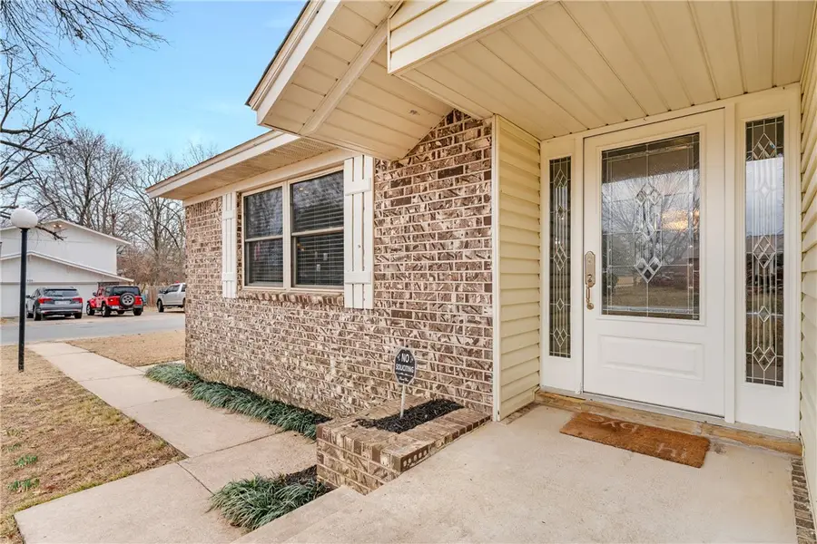 301 W Edmondson Avenue, Springdale, AR 72764 - Image #2