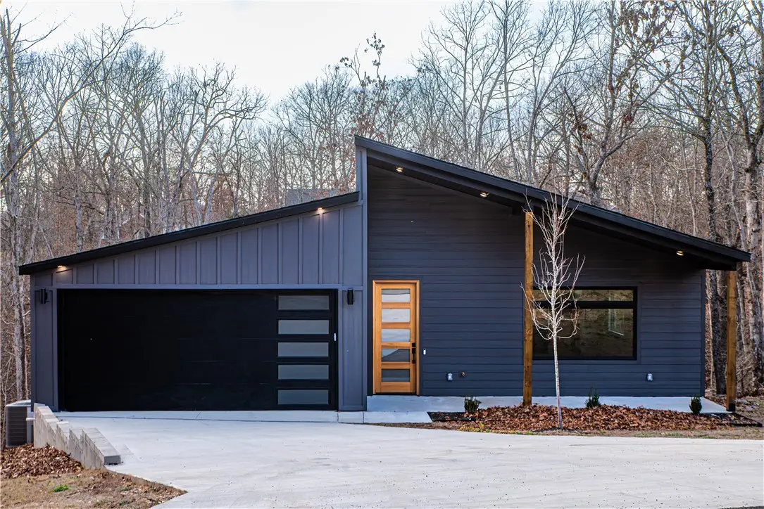 8 Wigtown Lane, Bella Vista, AR 72715 - Image #1