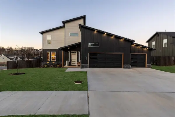 1300 Bunker Drive, Pea Ridge, AR 72751