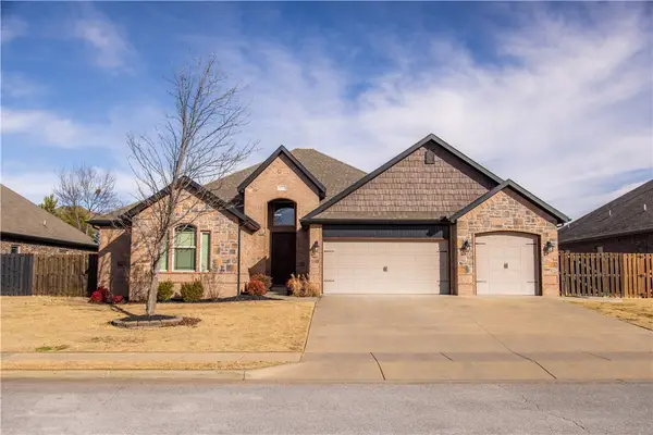 6101 Woodbine Drive, Rogers, AR 72758