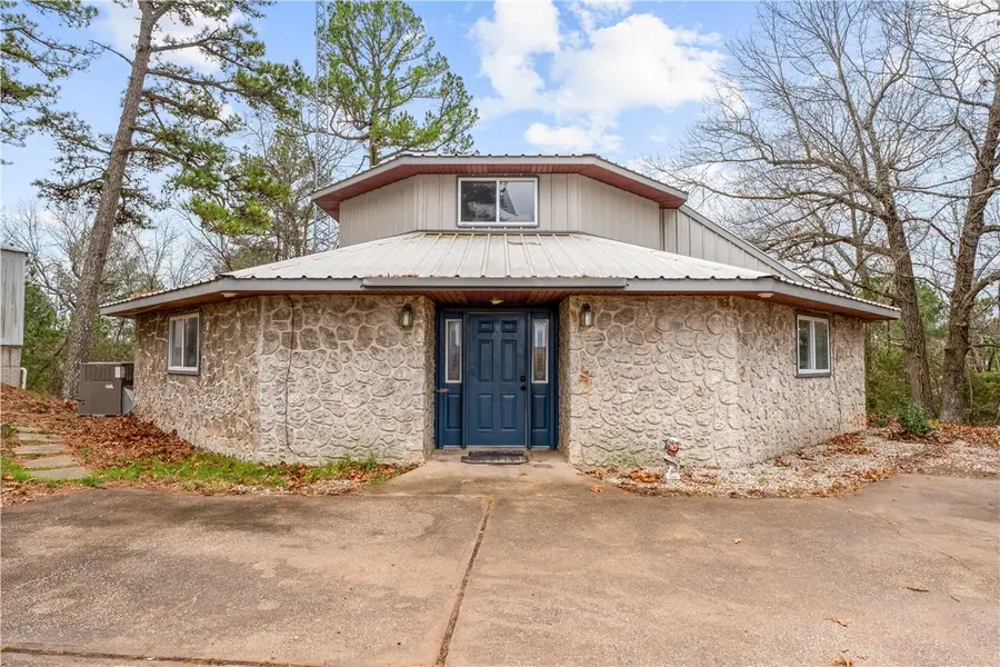 10207 Rainbow Ridge Road, Omaha, AR 72662 - Image #2