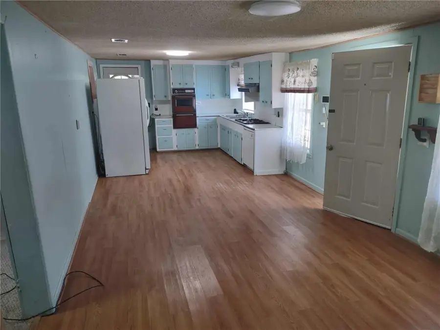 321 Orleans Street, Texarkana, AR 71854 - #2