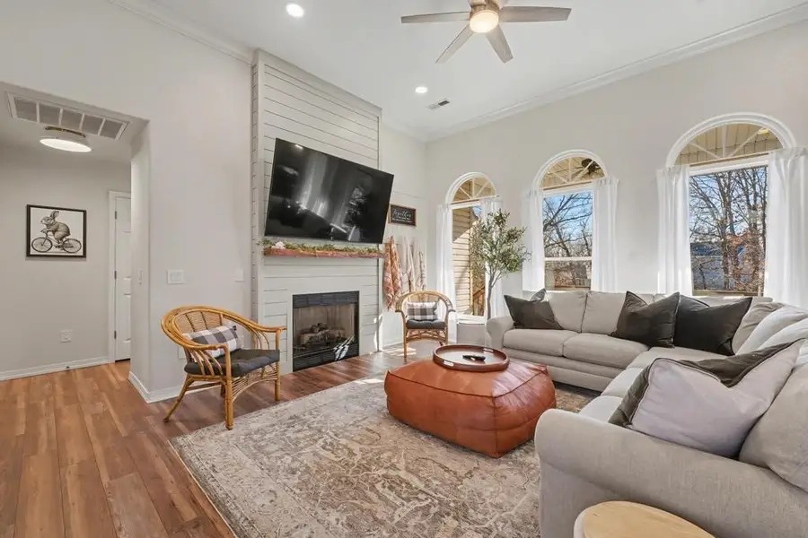 8 Slaggford Lane, Bella Vista, AR 72714 - Image #2