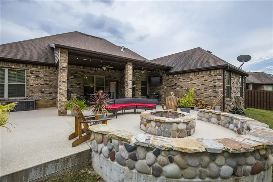 1020 Hunters Pointe, Bentonville, AR 72713 - Image #2