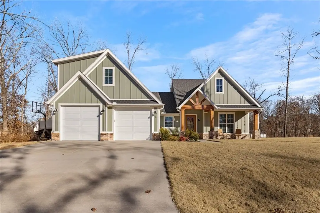 9 Whithorn Circle, Bella Vista, AR 72715 - Image #1