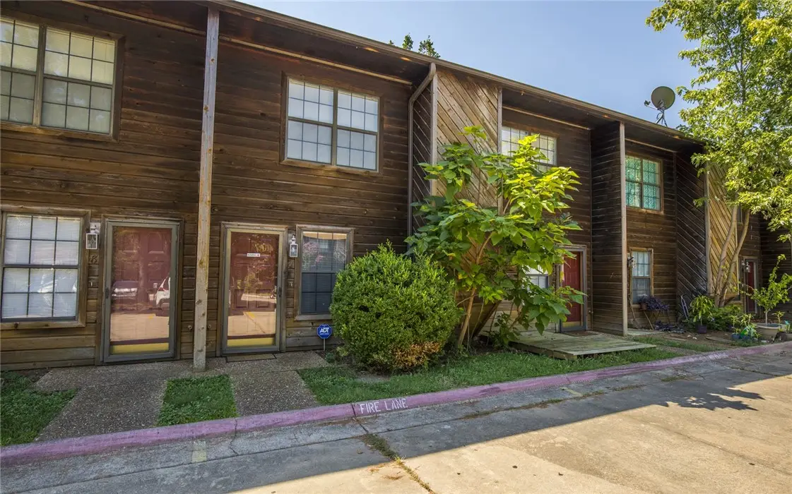 1370 N Oakland Avenue #7, Fayetteville, AR 72703 - Image #1
