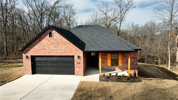 23 Ironside Lane, Bella Vista, AR 72715