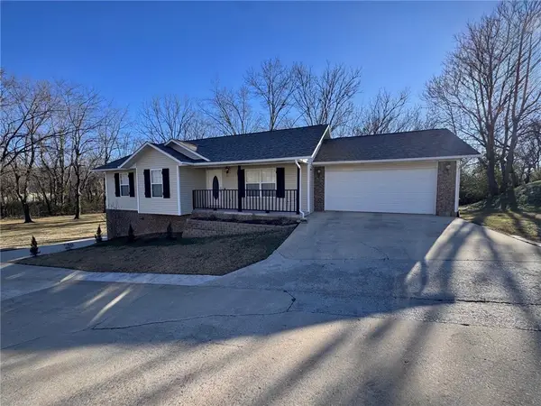 808 Parkview Drive, Harrison, AR 72601
