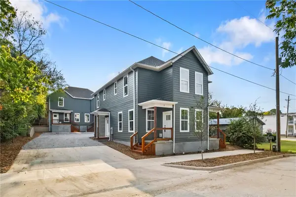 588 S Willow Avenue #2, Fayetteville, AR 72701