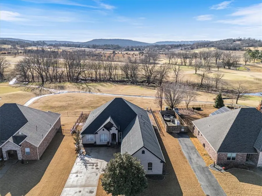 1819 S Cherry Hills Drive, Fayetteville, AR 72701 - Image #3