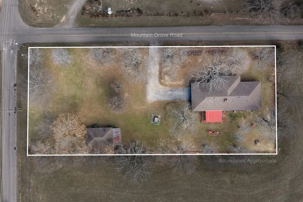 4024 N Mountain Grove Road, Alma, AR 72921 - #1