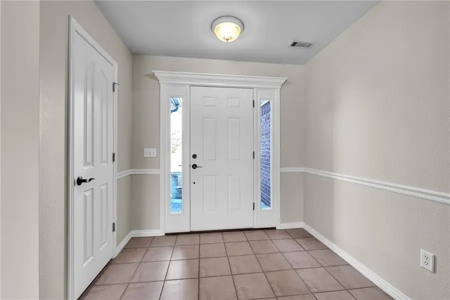 814 Irelan Street, Lowell, AR 72745 - Image #2