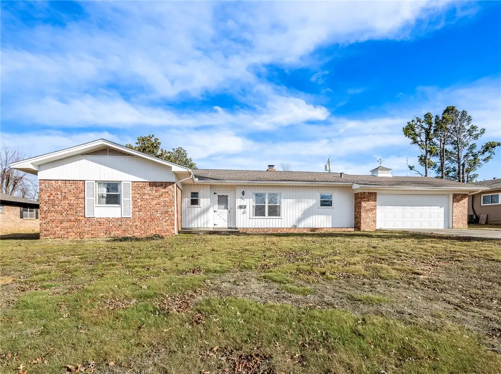 905 S 15th Street, Rogers, AR 72758 - Image #1