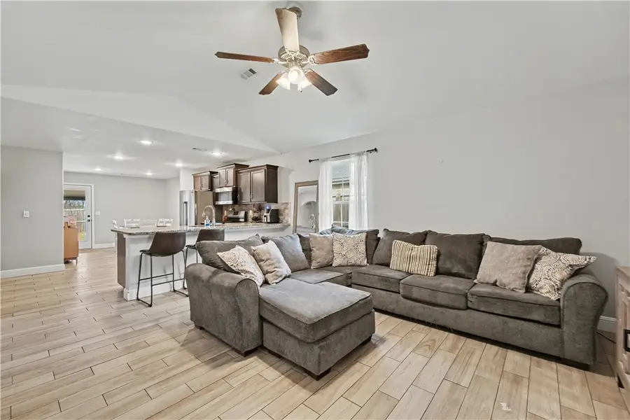 5905 NW Mcclellen Street, Bentonville, AR 72713 - Image #2