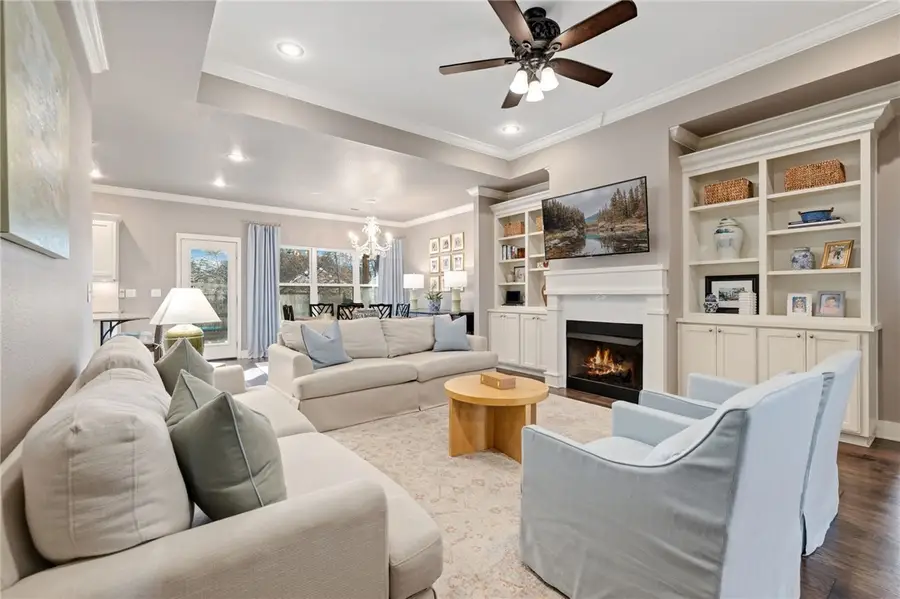 911 E Township Street, Fayetteville, AR 72703 - Image #2