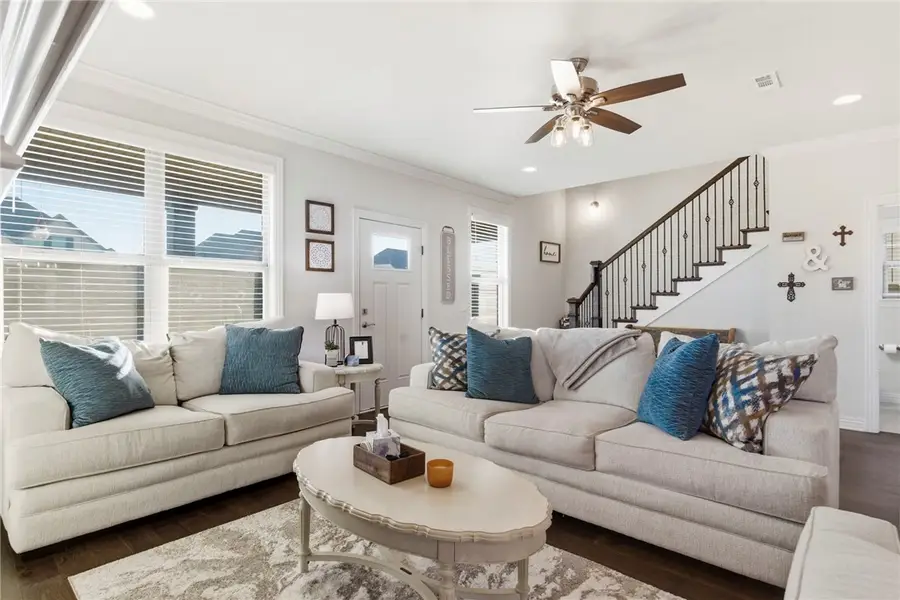 425 Frizzo Street, Tontitown, AR 72762 - Image #2