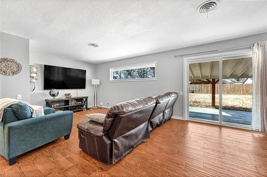 712 Carlton Street, Springdale, AR 72762 - Image #2