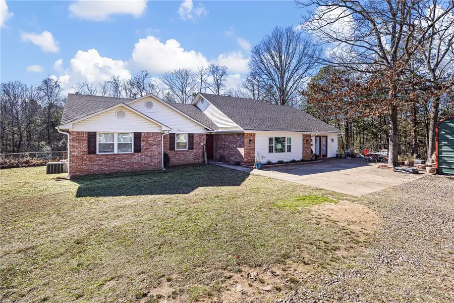 55 Country Cove Court, Russellville, AR 72802 - Image #3