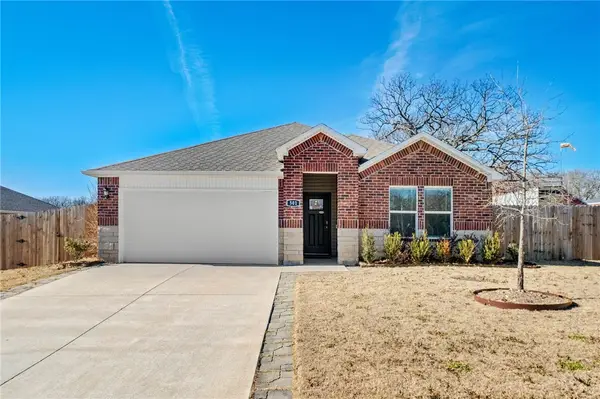 501 S Smith Avenue, Gentry, AR 72734